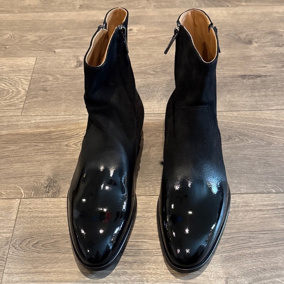 New Bruno Magli men's black suede and patent leather zipper boot size -10